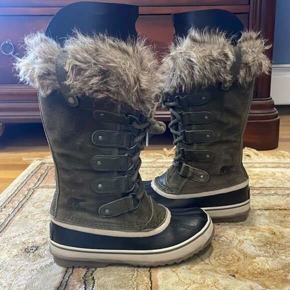Sorel Joan of Arctic Warm Waterproof Green Suede Women’s Sz 6 Winter Snow Boots - Picture 1 of 12